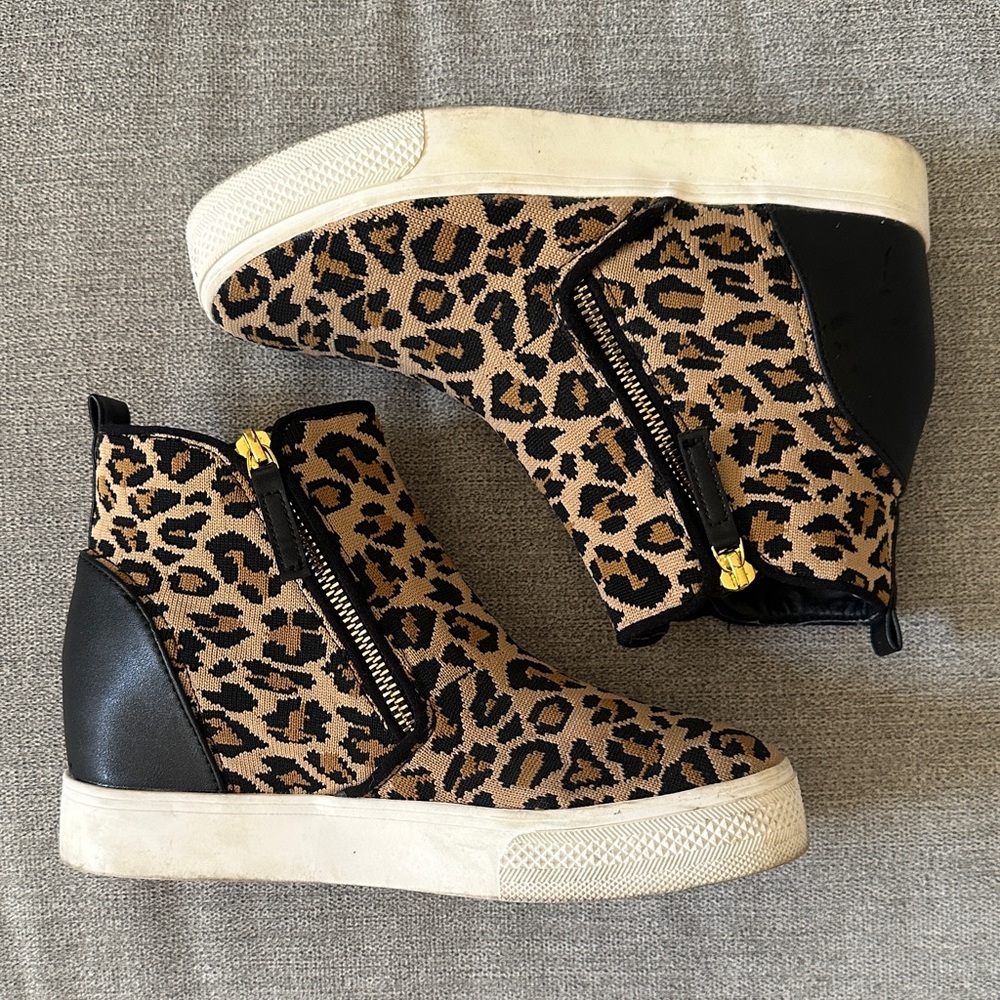 Leopard Print Wedge Sneaker Booties - Tan & Black